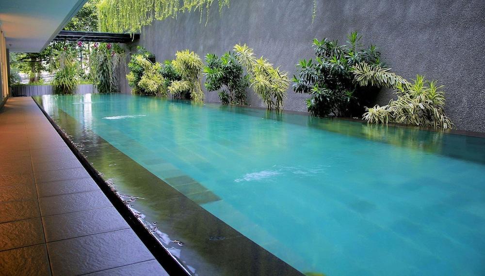 Zen Rooms Patra Kuningan Syariah Джакарта Екстер'єр фото